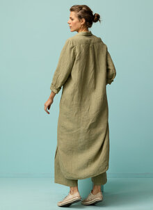 Kaya-lang-skjortklanning--linneskjorta-gron-randig-15