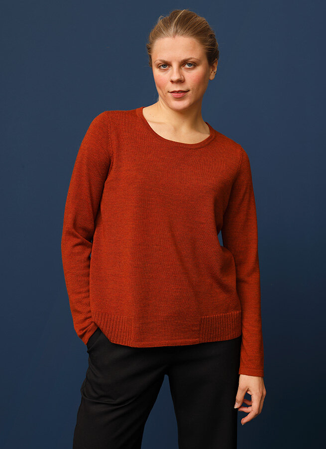 Alicia-troja-merinoull-orange-3.jpg
