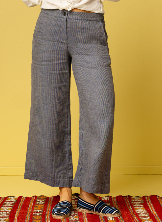 Carlotta--linnebyxa-jeans-rand-bla-1.jpg