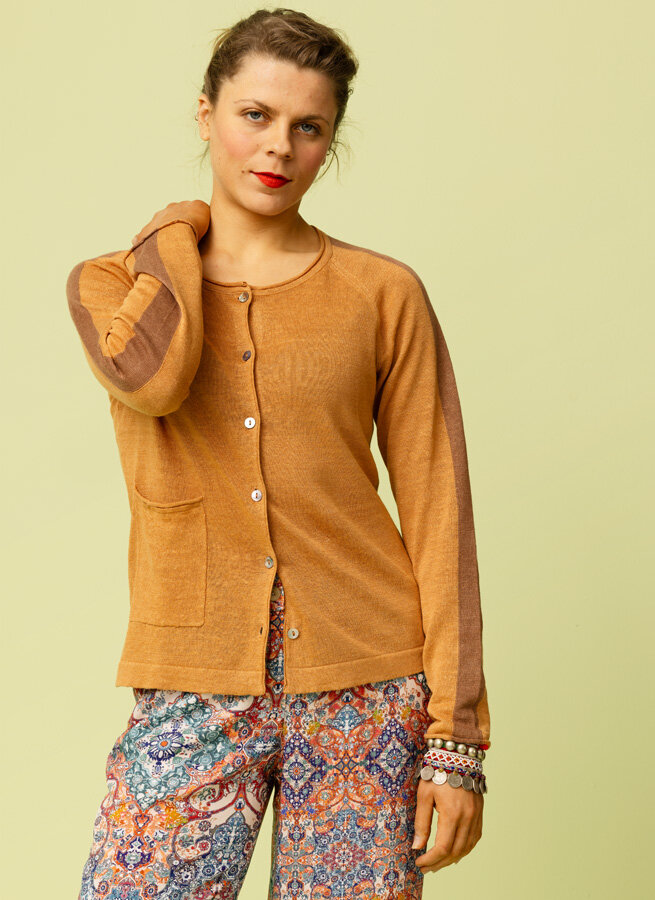 Emira-linnekofta-orange-brun-2.jpg