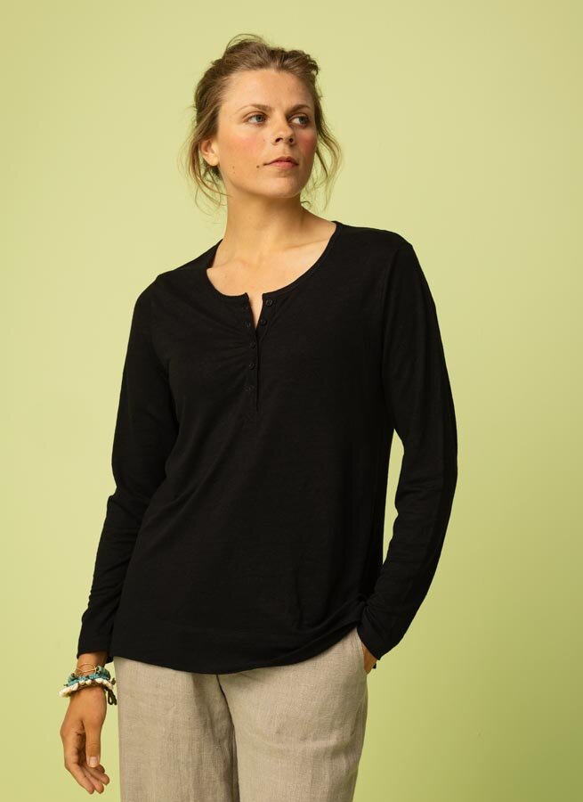 Hanna-vit-offwhite-farfarstroja-i-linne--dam-1.jpg