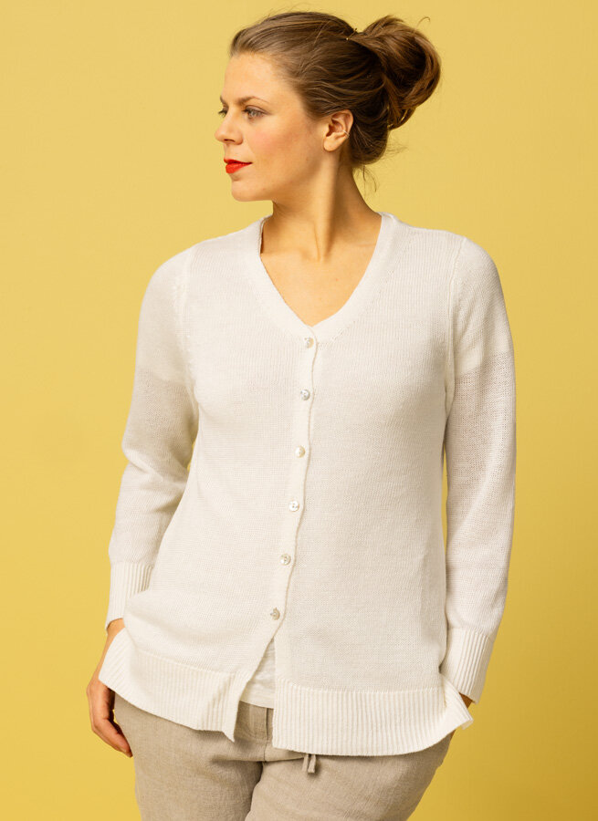 Kajsa-linnekofta-vit-SS25-1.jpg