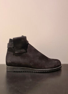 Arche-Baovvi-black-nubuck-boots-3