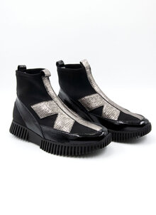 Arche-Haveke-noir-silver-boots-2