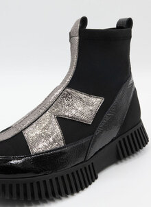 Arche-Haveke-noir-silver-boots-5