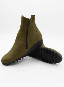 Arche-Lomage-matcha-green-boots-4