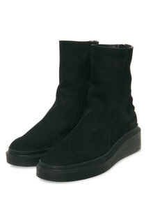 Arche skor Suzino svarta, noir boots med hög skön sula i naturlatex. Blixtlås bak på brunt tygband. Kandus