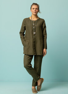 Astrid-linneblus-o-Morot-linnebyxa-khaki-bark-2