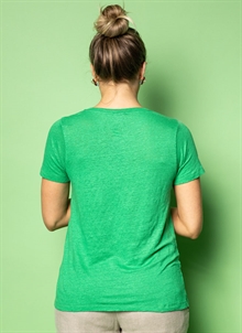 V-ringad grön t-shirt i stickat lin. Grön v-ringad topp, K&US
