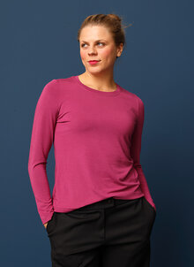 Bianca-langarmad-top-vinbar.jpg