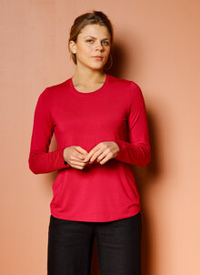 Bianca-trikatopp-rod-fuchsia.jpg