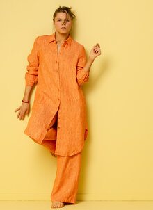 Flora-lang-linneskjorta--Babette-linnebyxa-orange-fiskben-2.jpg
