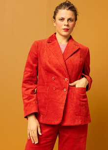 Röd manchesterkavaj, dubbelknäppt kavaj manchester. K&US damkläder Södermalm