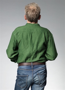 Grön linneskjorta med murarkrage, herr. K&US