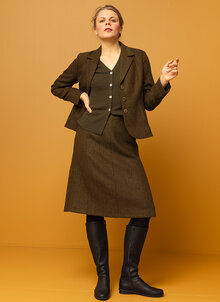 Grön kjol & kavaj i fiskbensvävd Tweed ull. K&US Kandus tidlös, klassisk design