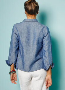 Blå klassisk linneskjorta dam. K&US tidlöst hållbart mode
