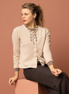 Nikolina-ullkofta--cardigan-creme-beige-3.jpg