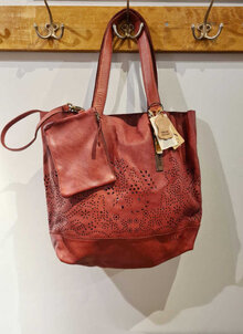 Online-shopper-rod-2