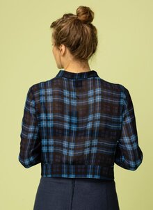 Blå rutig kort blus, skjorta i viskos. Unik Svensk design K&US kandus linnekläder