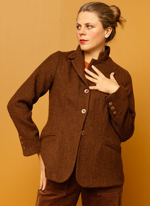 Brun Tweedkavaj, ullkavaj dam. Klassisk, tidlös kavaj i ull. K&US Kandus damkläder Södermalm